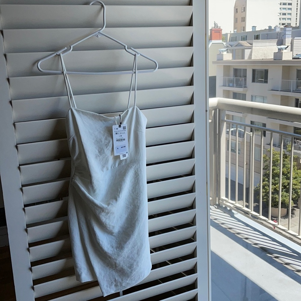 ZARA MINI DRESS - SIZE M/WHITE NWT